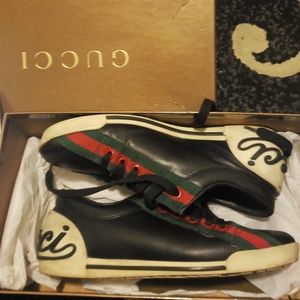 Gucci gym shoes